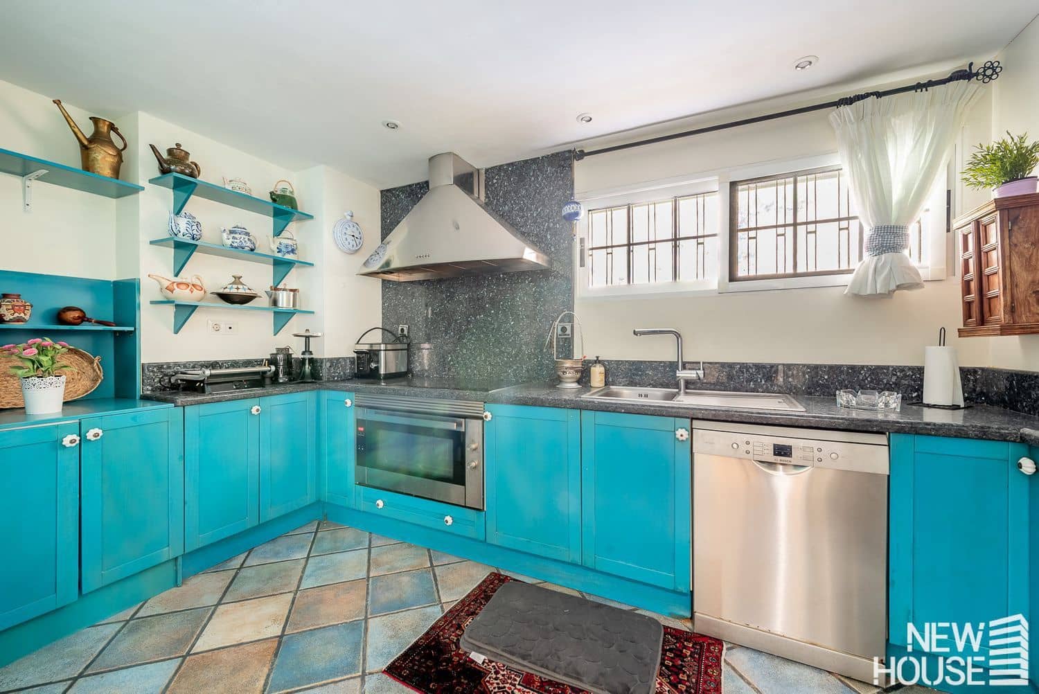 3 soveværelse Lejlighed til salg i Alicante by med garage - € 550.000 (Ref: 9784886)