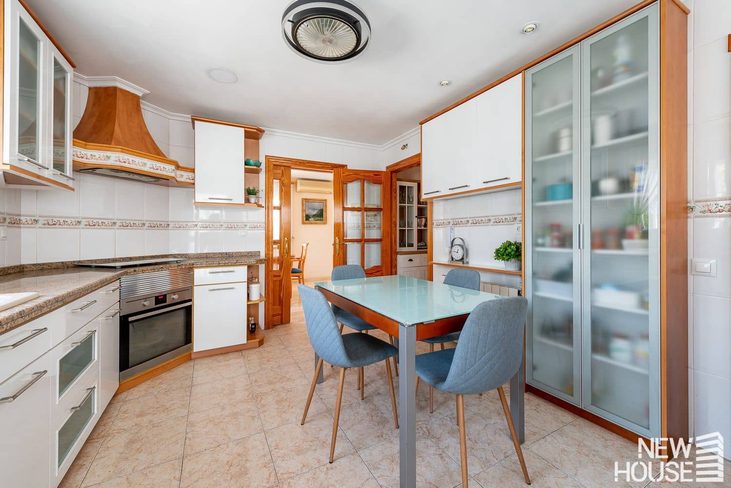 6 chambre Villa/Maison à vendre à Alicante ville avec piscine garage - 895 000 € (Ref: 9788088)