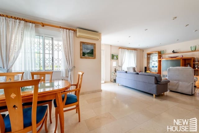 6 chambre Villa/Maison à vendre à Vistahermosa, Alicante ville avec piscine garage - 895 000 € (Ref: 9788088)