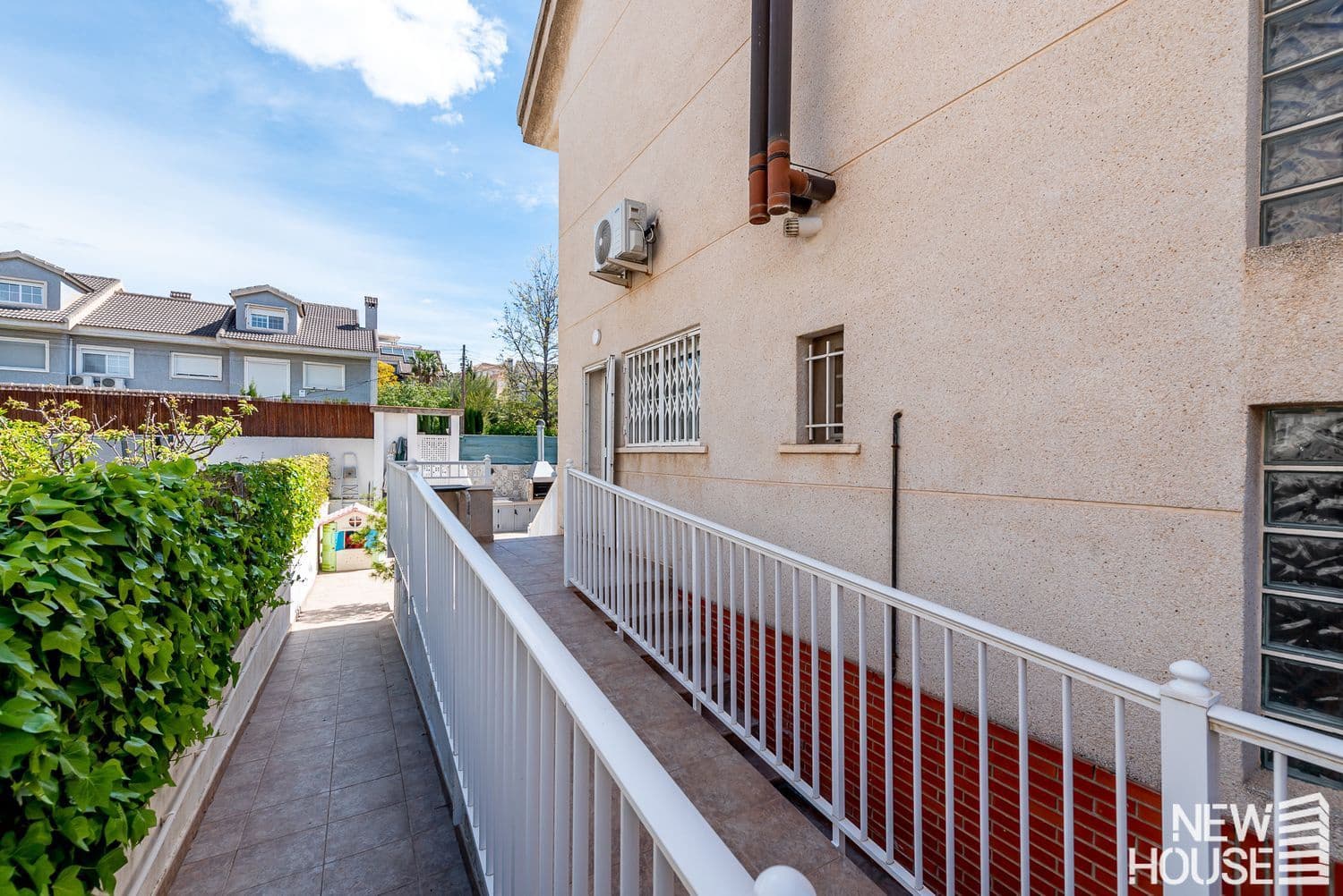 6 chambre Villa/Maison à vendre à Alicante ville avec piscine garage - 895 000 € (Ref: 9788088)