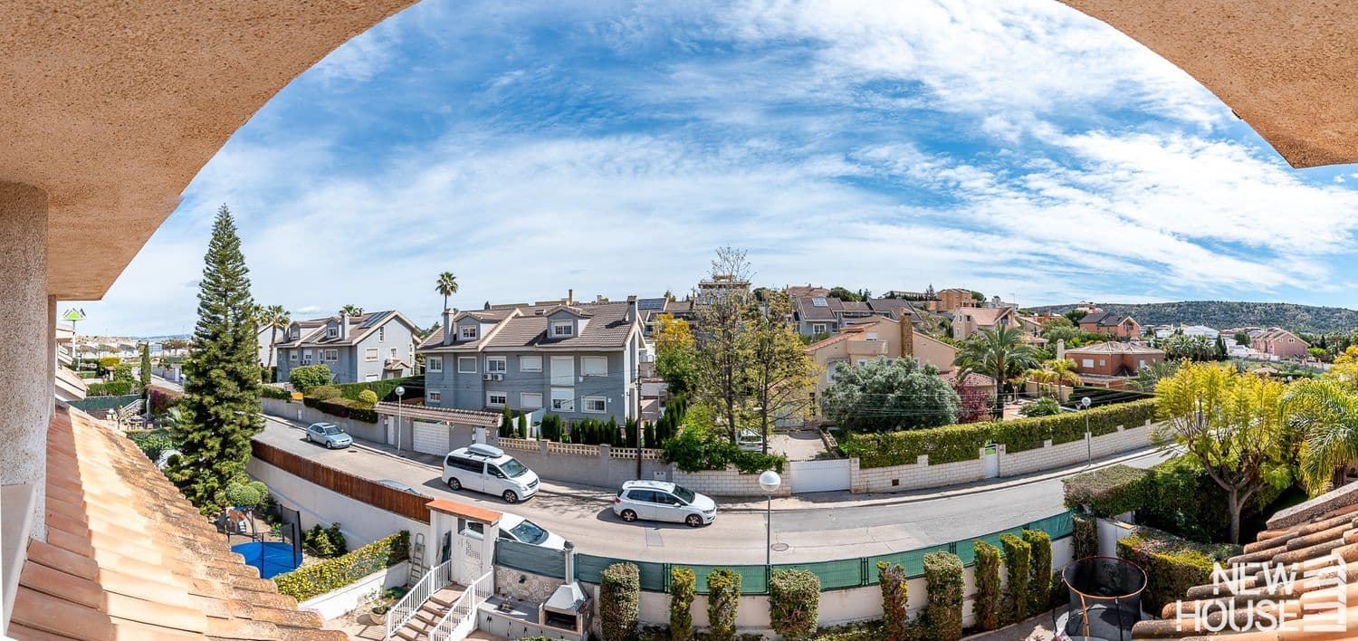 6 chambre Villa/Maison à vendre à Alicante ville avec piscine garage - 895 000 € (Ref: 9788088)