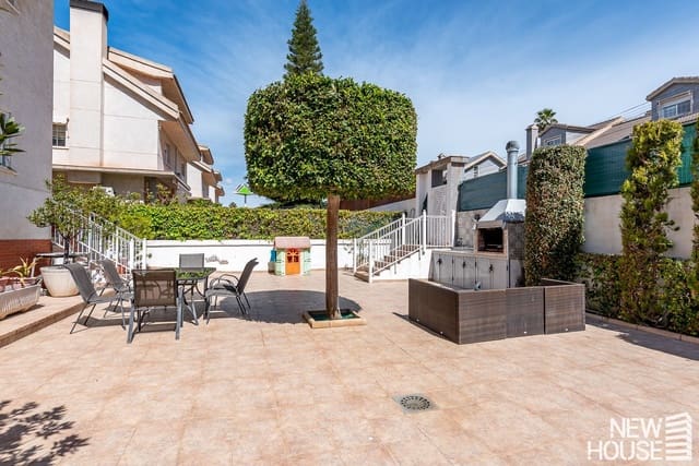 6 chambre Villa/Maison à vendre à Vistahermosa, Alicante ville avec piscine garage - 895 000 € (Ref: 9788088)