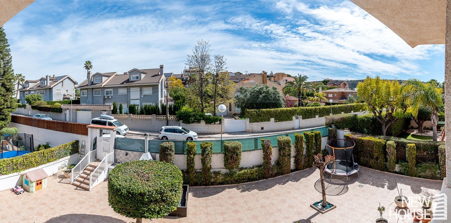 6 chambre Villa/Maison à vendre à Alicante ville avec piscine garage - 895 000 € (Ref: 9788088)