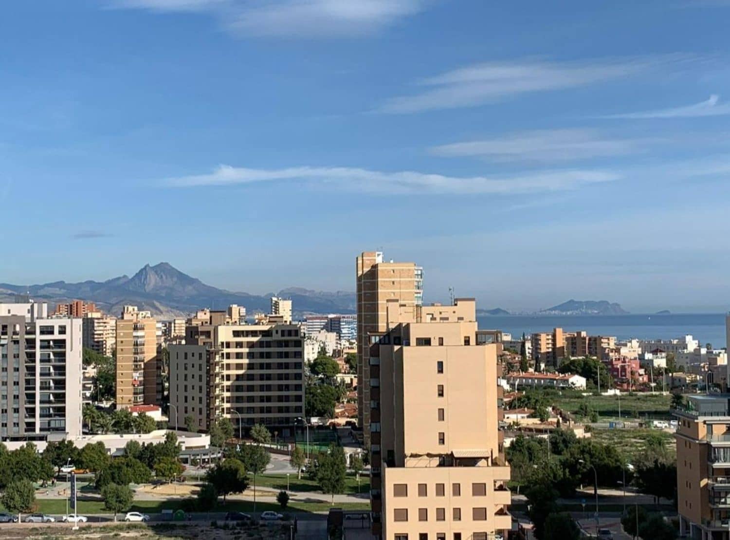 2 chambre Appartement à vendre à Alicante ville avec piscine garage - 625 000 € (Ref: 9804095)