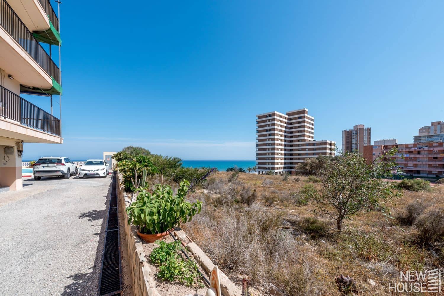 2 bedroom Apartment for sale in Playa de Muchavista with pool garage - € 185,000 (Ref: 9804096)