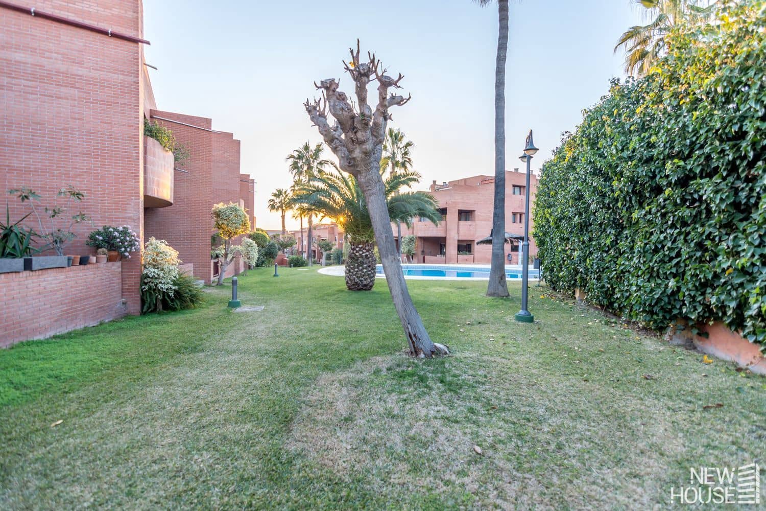 5 soverom Hus til salgs i Cabo de las Huertas med svømmebasseng garasje - € 836 000 (Ref: 9804097)