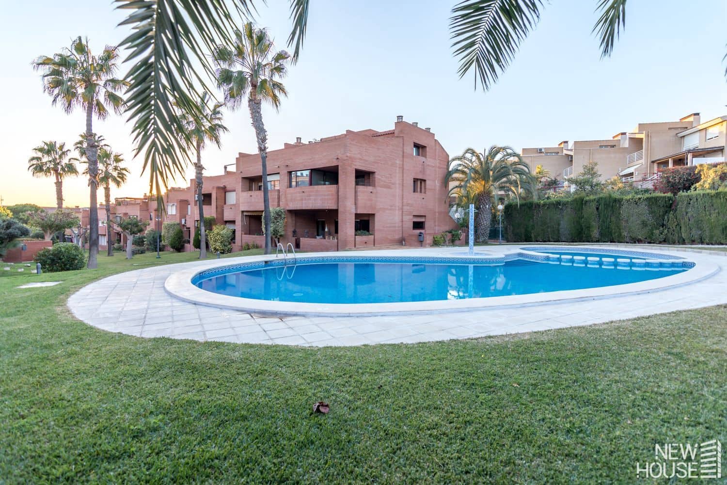 5 soverom Hus til salgs i Cabo de las Huertas med svømmebasseng garasje - € 836 000 (Ref: 9804097)