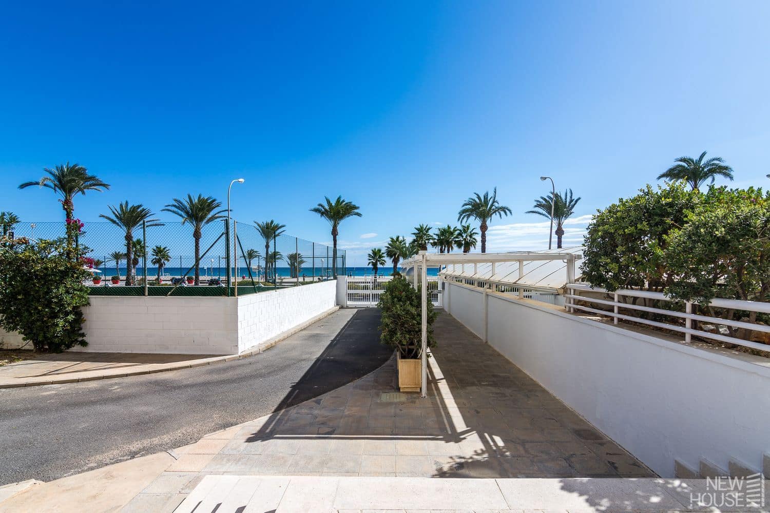 5 Zimmer Apartment zu verkaufen in Playa de San Juan mit Pool Garage - 850.000 € (Ref: 9822021)