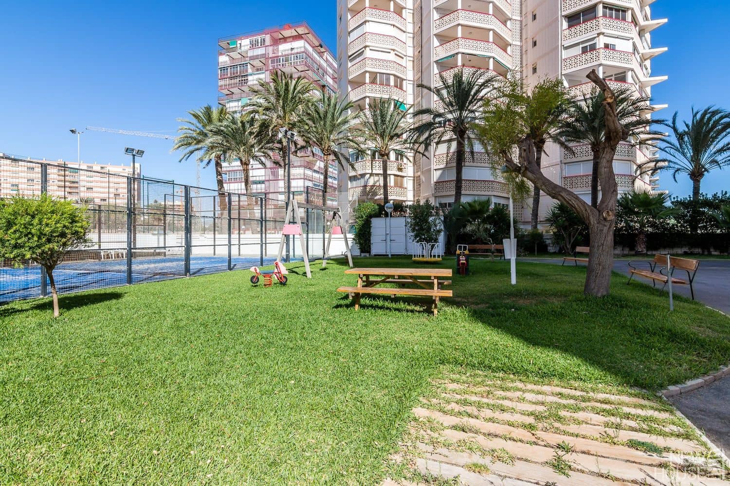 5 Zimmer Apartment zu verkaufen in Playa de San Juan mit Pool Garage - 850.000 € (Ref: 9822021)