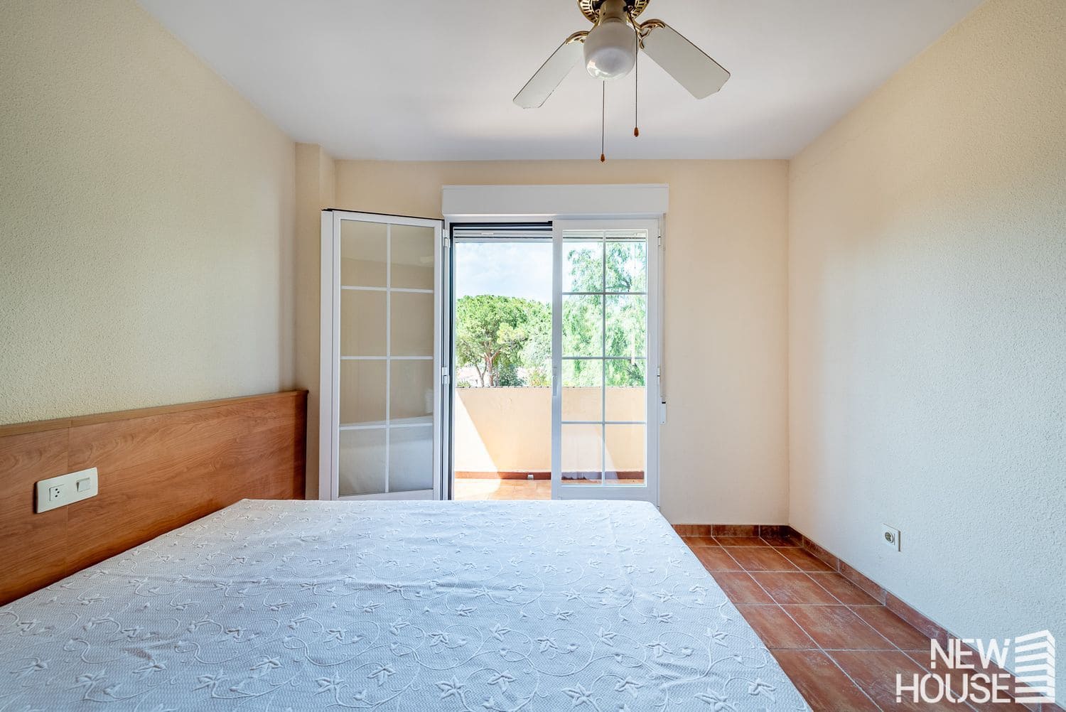 4 bedroom Townhouse for sale in Cabo de las Huertas with pool garage - € 550,000 (Ref: 9838758)