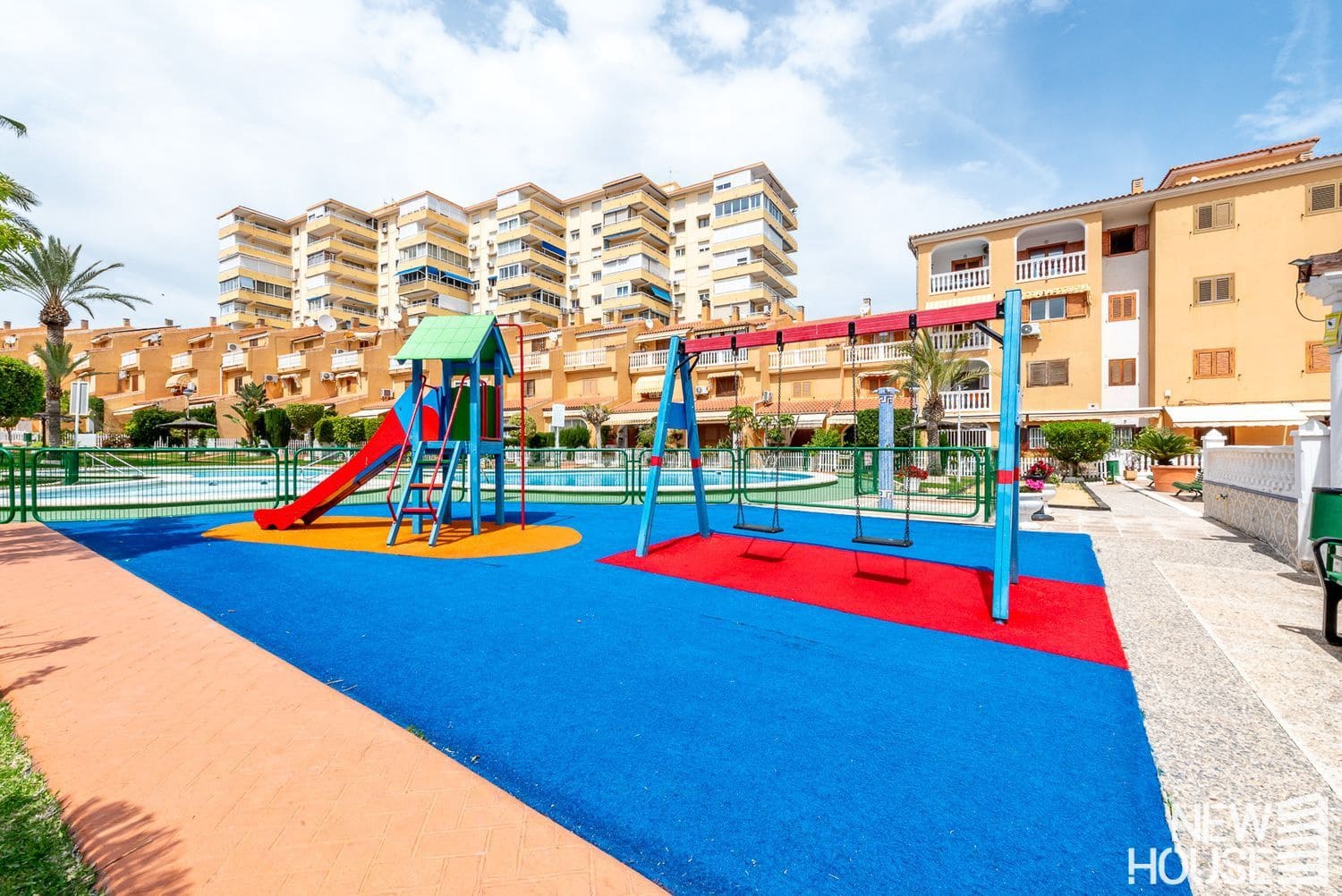 2 sypialnia Apartament na sprzedaż w El Campello z basenem garażem - 285 000 € (Ref: 9838759)