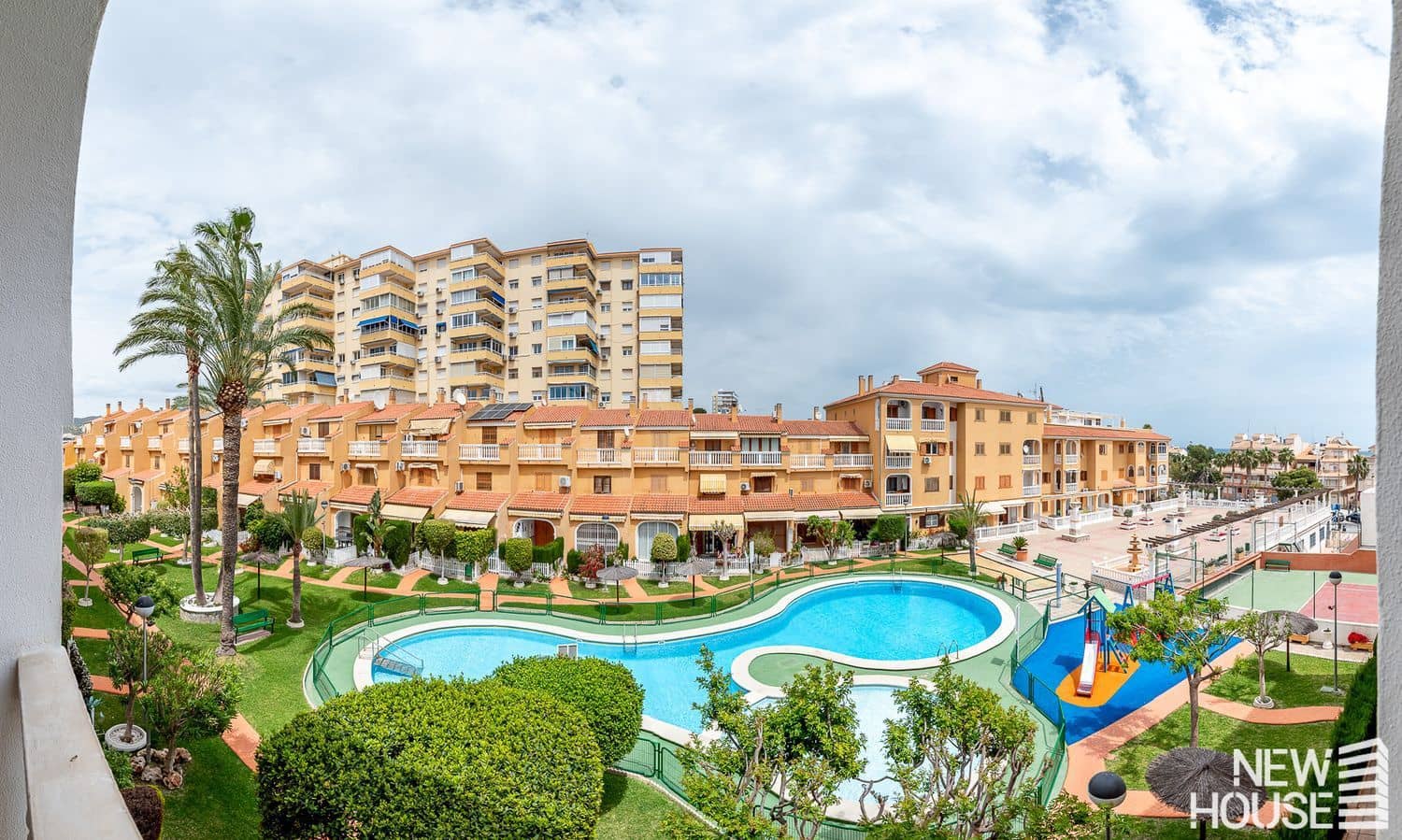 2 sypialnia Apartament na sprzedaż w El Campello z basenem garażem - 285 000 € (Ref: 9838759)