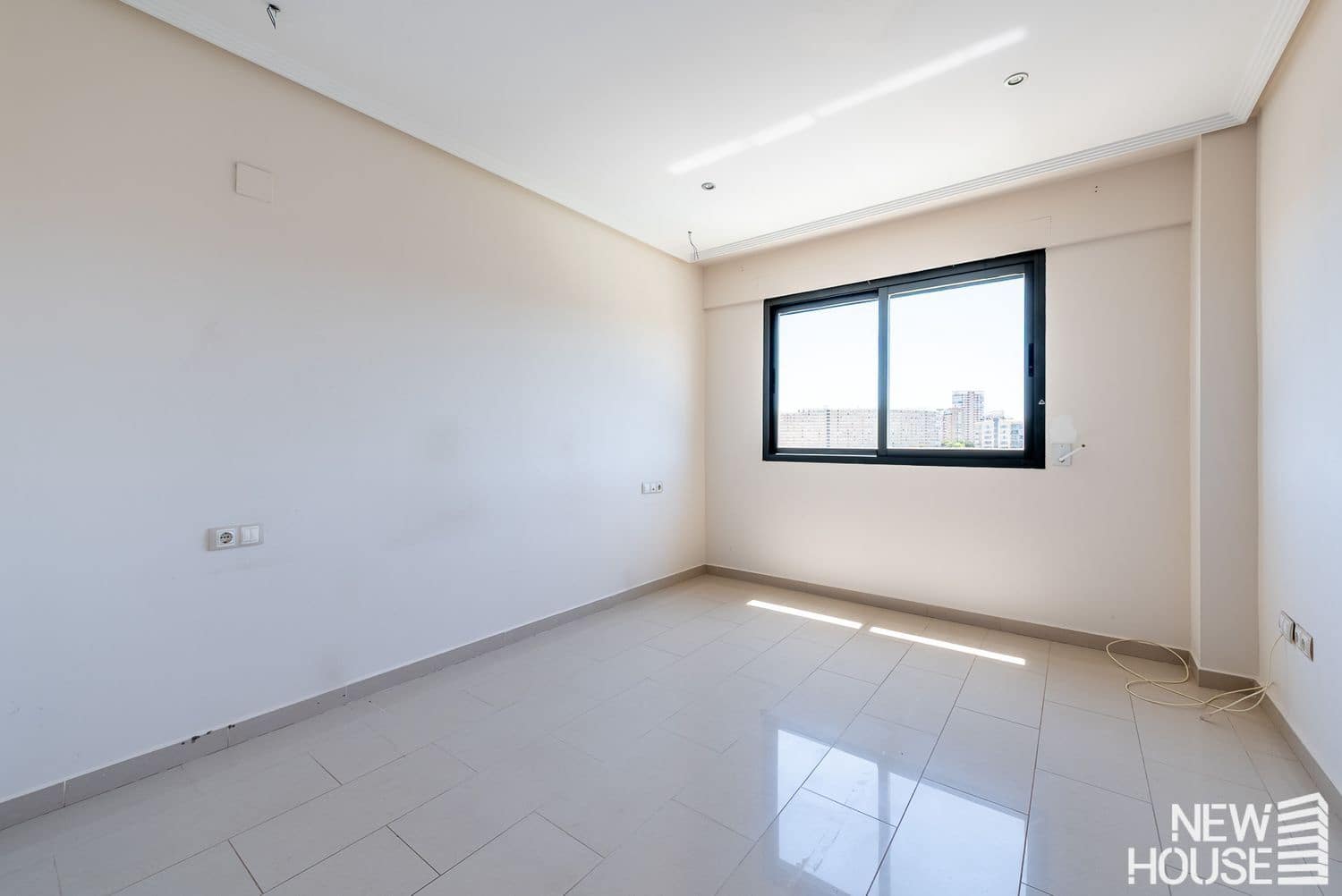 3 soveværelse Lejlighed til salg i Playa de San Juan med swimmingpool garage - € 780.000 (Ref: 9838760)