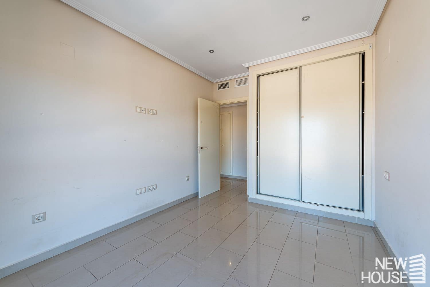 3 soveværelse Lejlighed til salg i Playa de San Juan med swimmingpool garage - € 780.000 (Ref: 9838760)