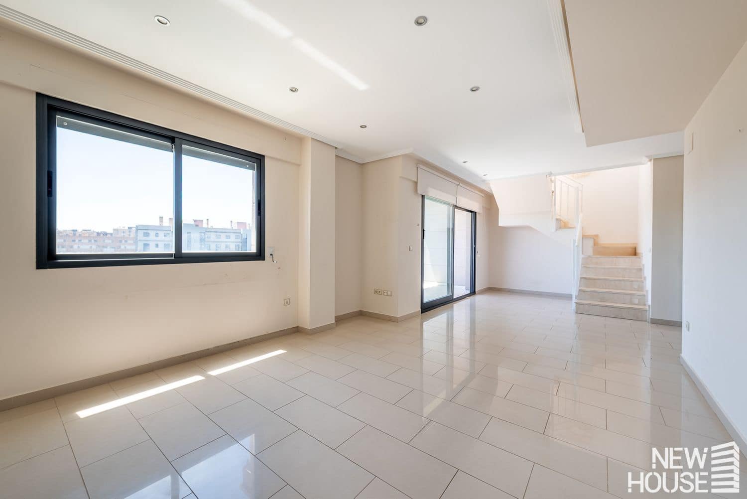 3 soveværelse Lejlighed til salg i Playa de San Juan med swimmingpool garage - € 780.000 (Ref: 9838760)