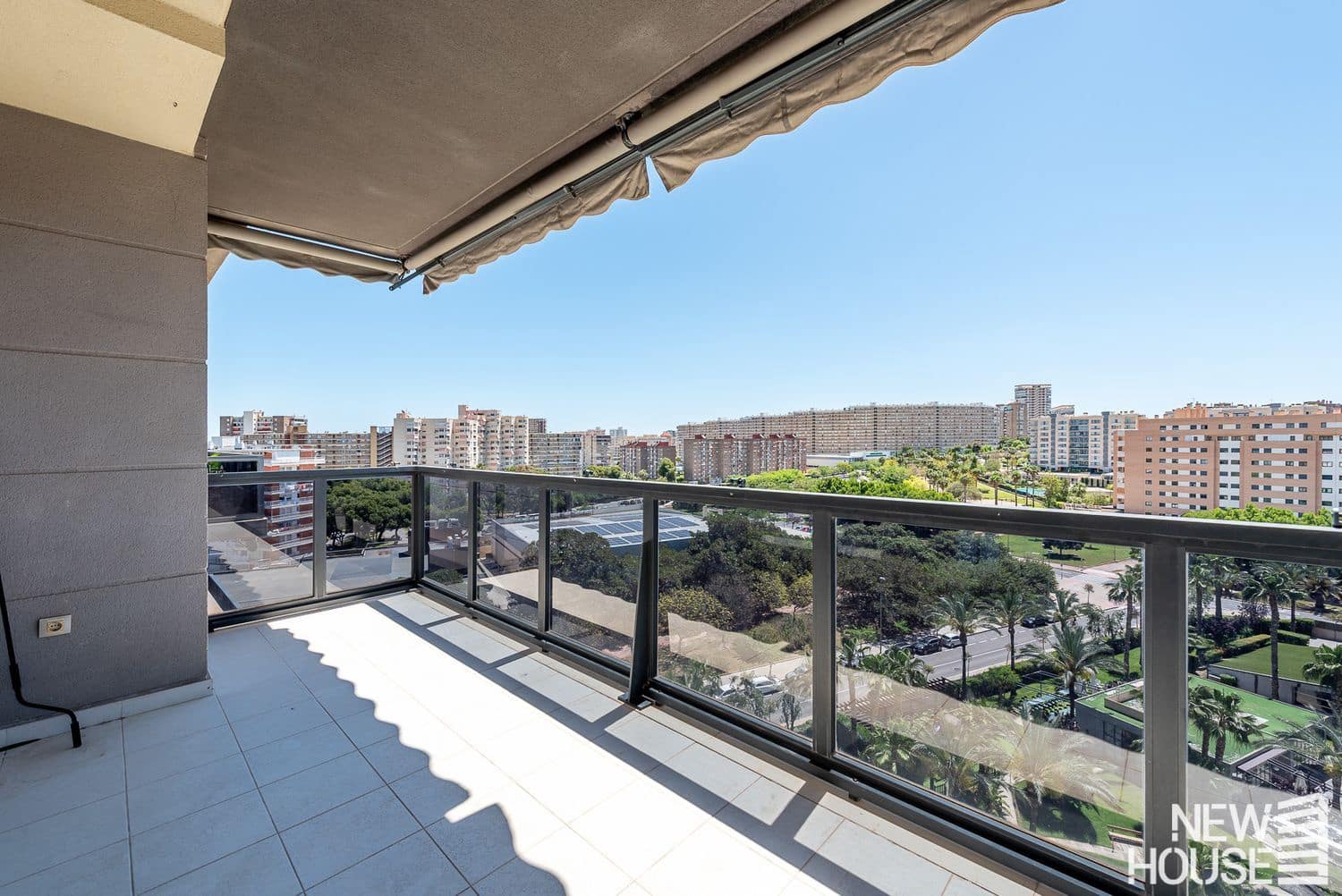 3 soveværelse Lejlighed til salg i Playa de San Juan med swimmingpool garage - € 780.000 (Ref: 9838760)