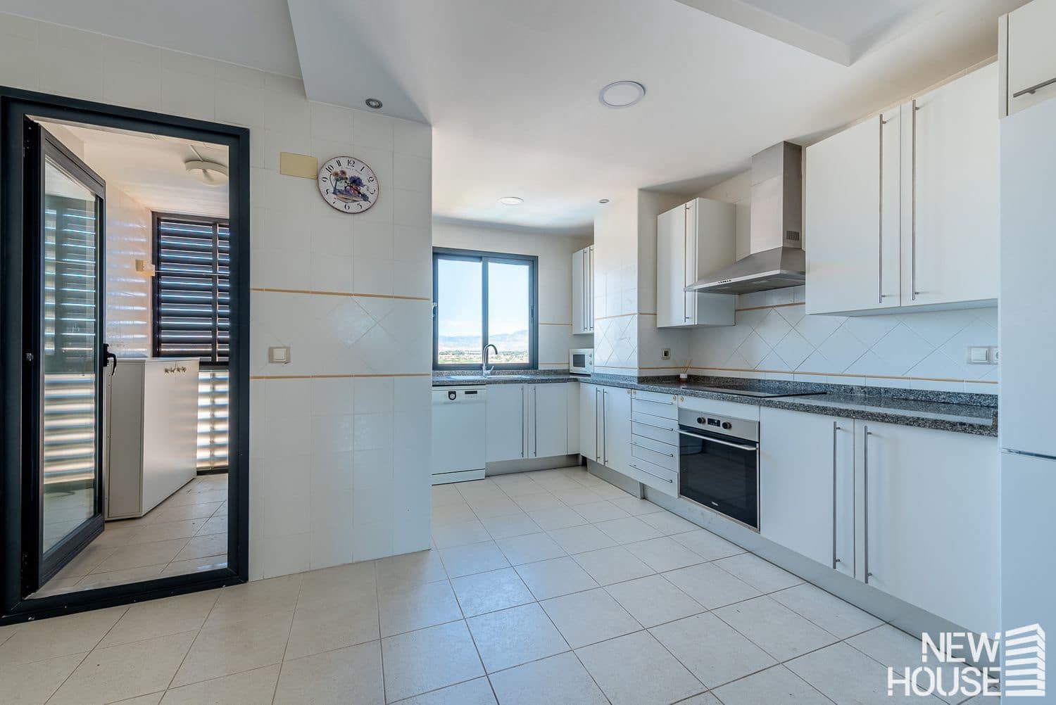 3 soveværelse Lejlighed til salg i Playa de San Juan med swimmingpool garage - € 780.000 (Ref: 9838760)