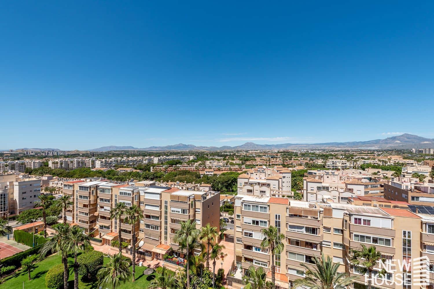 3 soveværelse Lejlighed til salg i Playa de San Juan med swimmingpool garage - € 780.000 (Ref: 9838760)