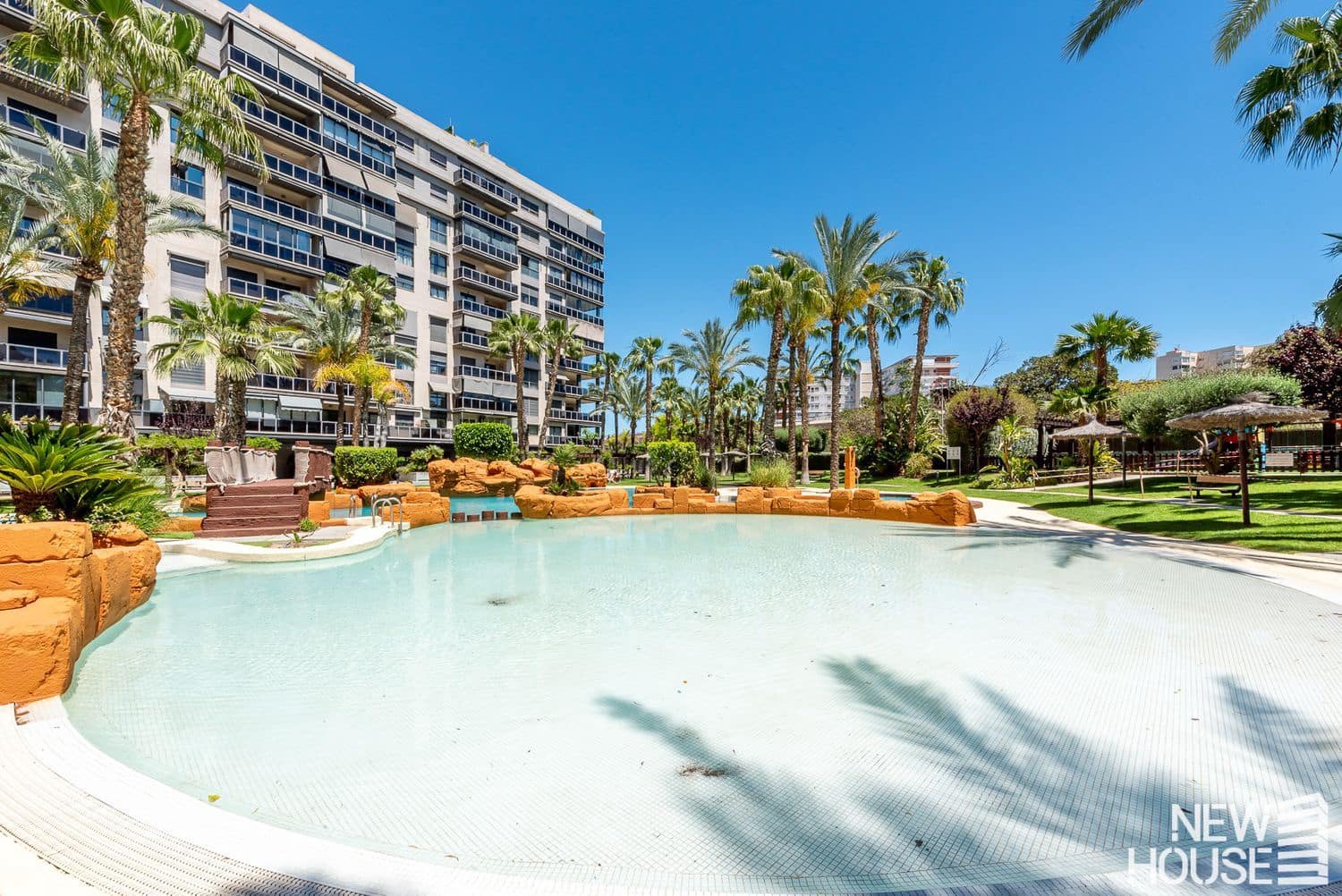 3 soveværelse Lejlighed til salg i Playa de San Juan med swimmingpool garage - € 780.000 (Ref: 9838760)