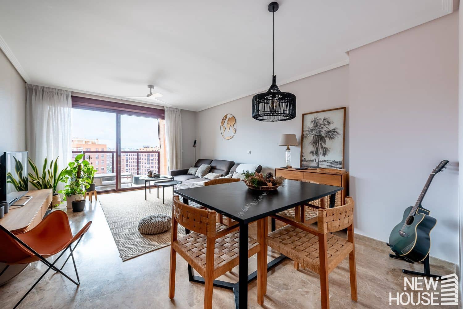 3 bedroom Apartment for sale in Playa de San Juan with pool garage - € 500,000 (Ref: 9838761)