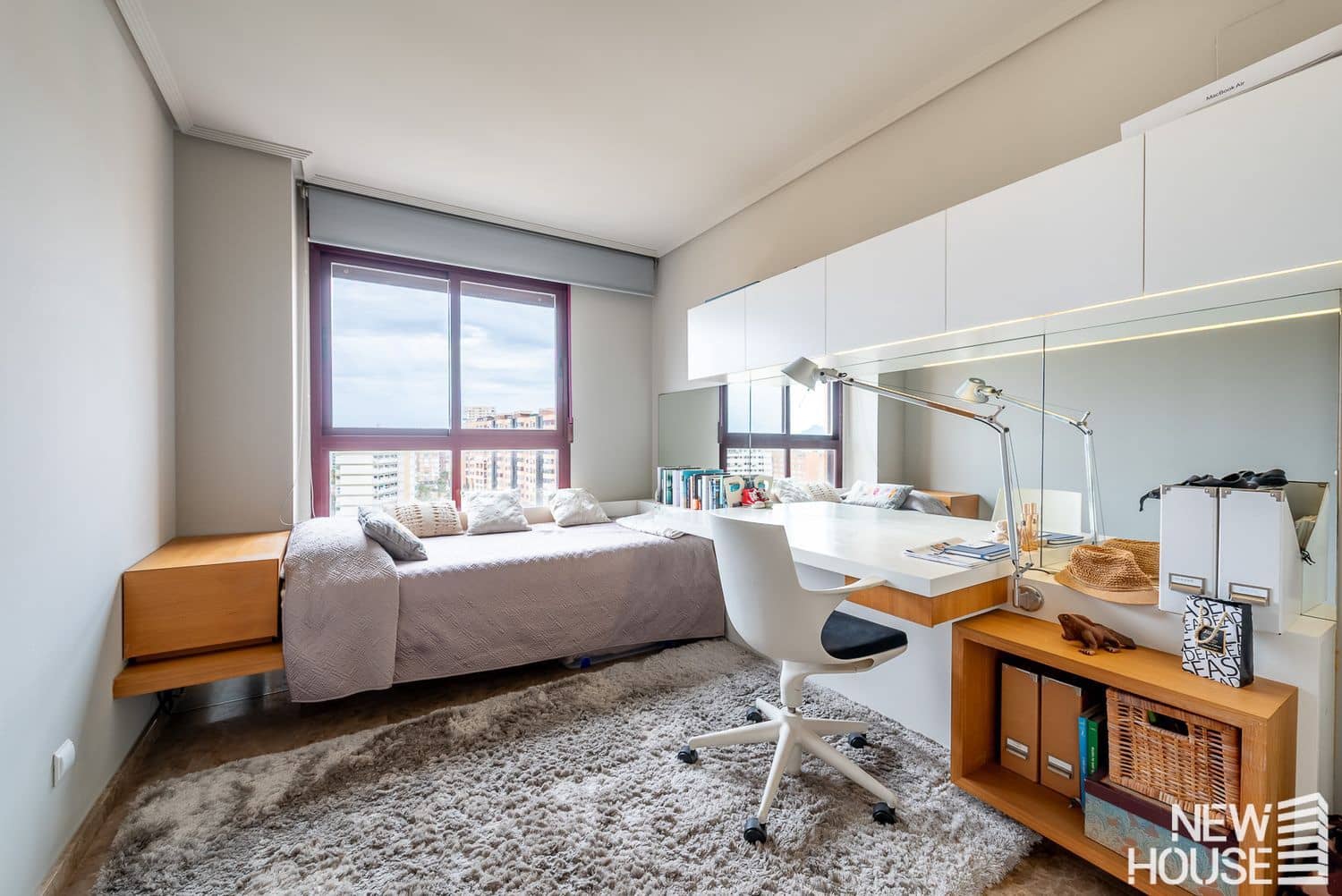 3 bedroom Apartment for sale in Playa de San Juan with pool garage - € 500,000 (Ref: 9838761)