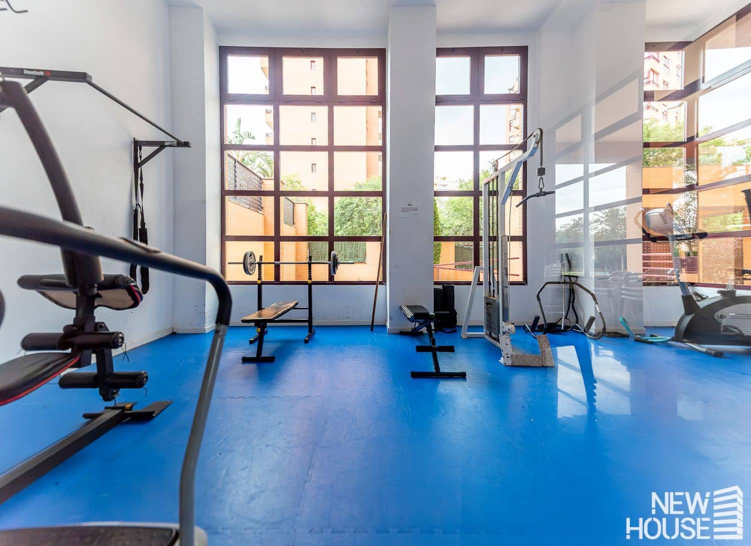 3 bedroom Apartment for sale in Playa de San Juan with pool garage - € 500,000 (Ref: 9838761)