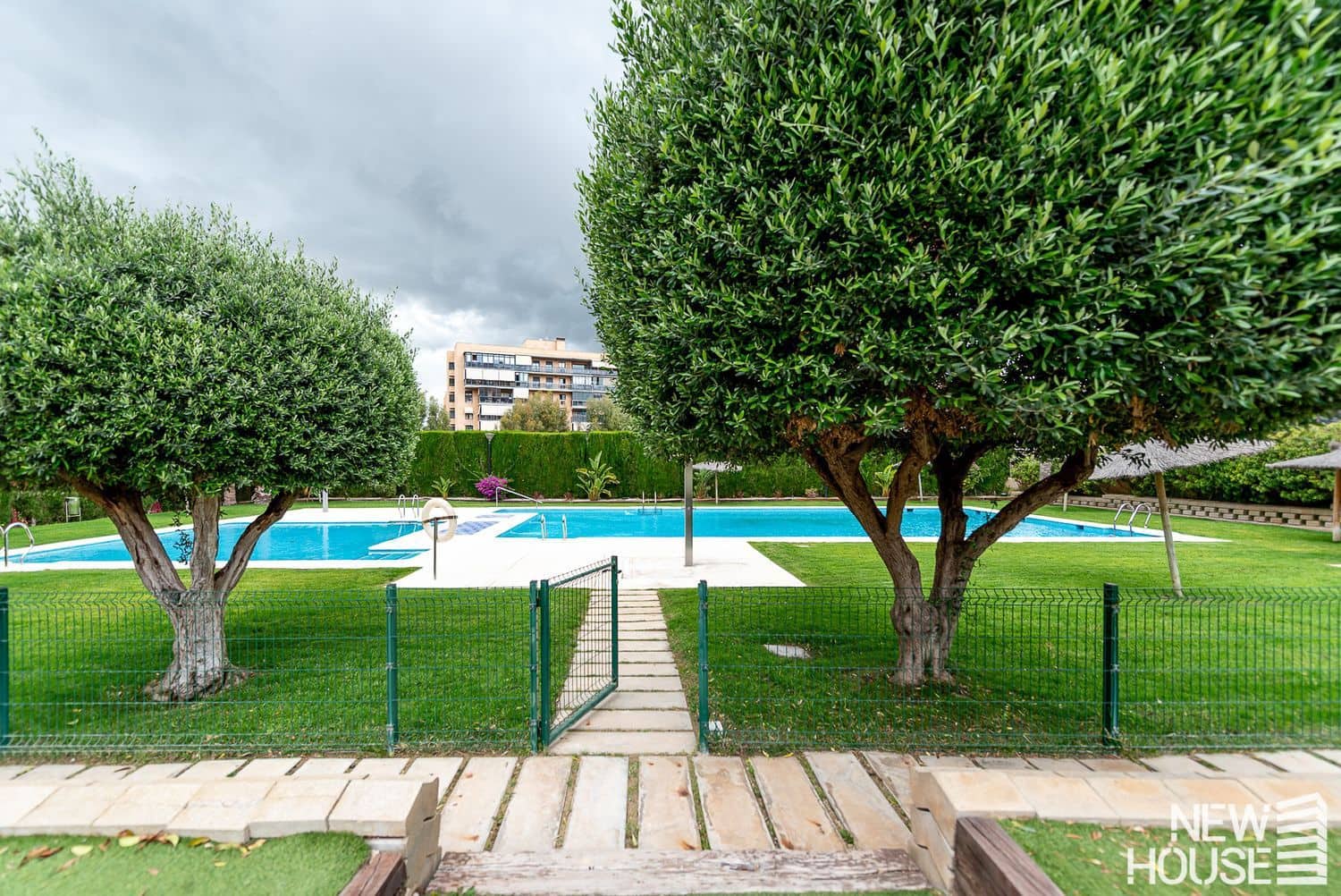 3 bedroom Apartment for sale in Playa de San Juan with pool garage - € 500,000 (Ref: 9838761)