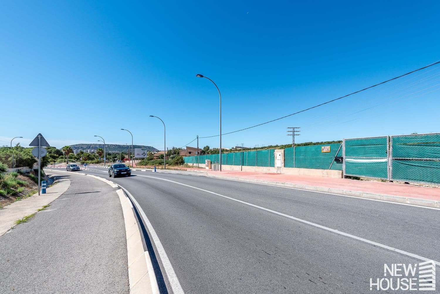 Undeveloped Land for sale in Santa Faz - € 300,000 (Ref: 9838763)
