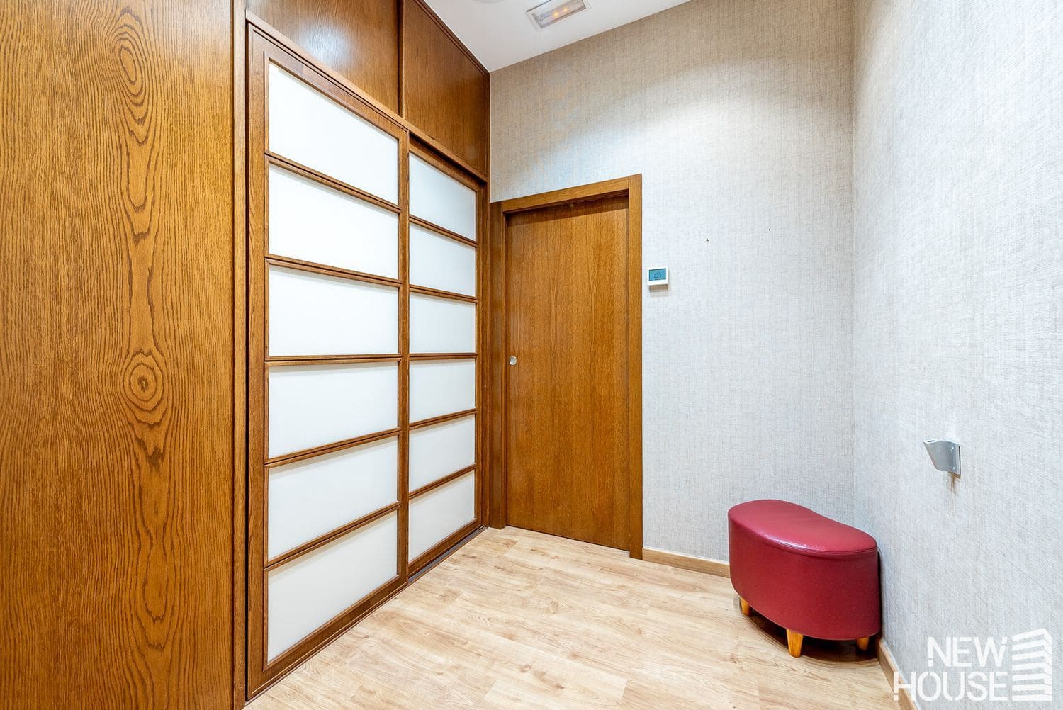Commercial for rent in Alicante / Alacant city - € 1,500 (Ref: 9838764)