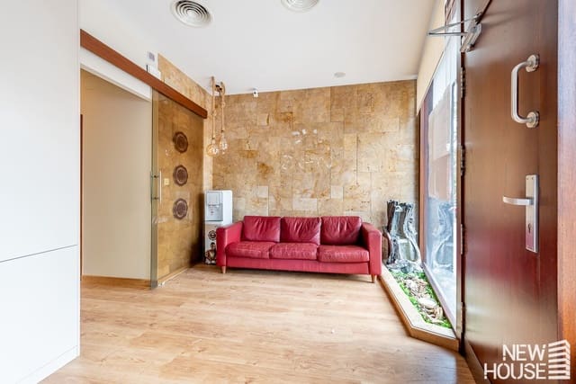 Commercial for rent in Albufereta, Alicante / Alacant city - € 1,500 (Ref: 9838764)