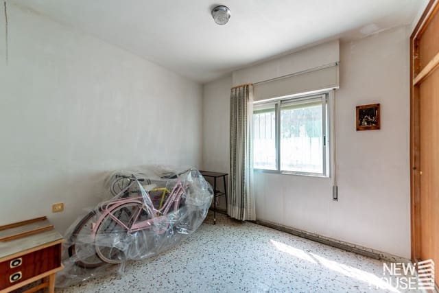Mark till salu i Busot - 225 000 € (Ref: 9838766)