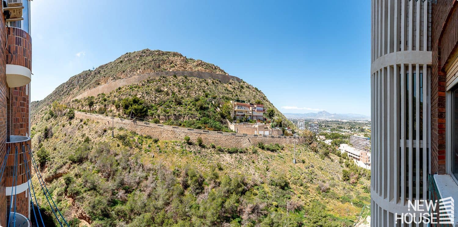 3 soveværelse Lejlighed til salg i Alicante by med swimmingpool garage - € 360.000 (Ref: 9838768)