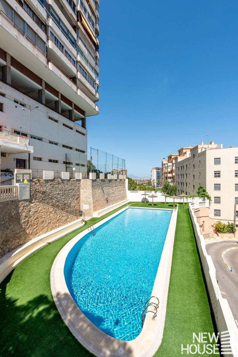 3 soveværelse Lejlighed til salg i Alicante by med swimmingpool garage - € 360.000 (Ref: 9838768)