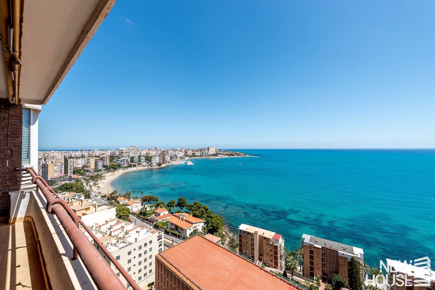 3 soveværelse Lejlighed til salg i Alicante by med swimmingpool garage - € 360.000 (Ref: 9838768)