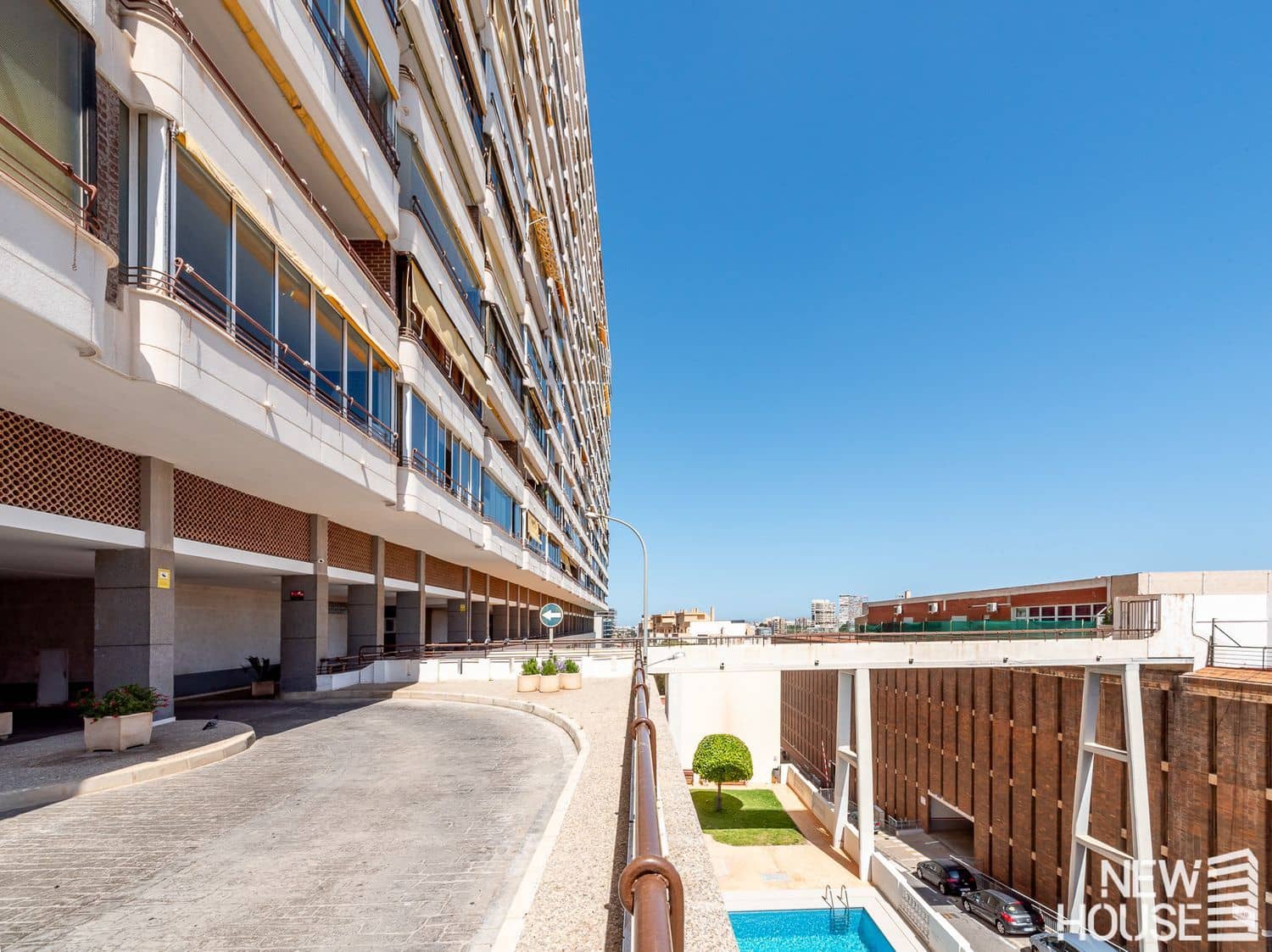 3 soveværelse Lejlighed til salg i Alicante by med swimmingpool garage - € 360.000 (Ref: 9838768)