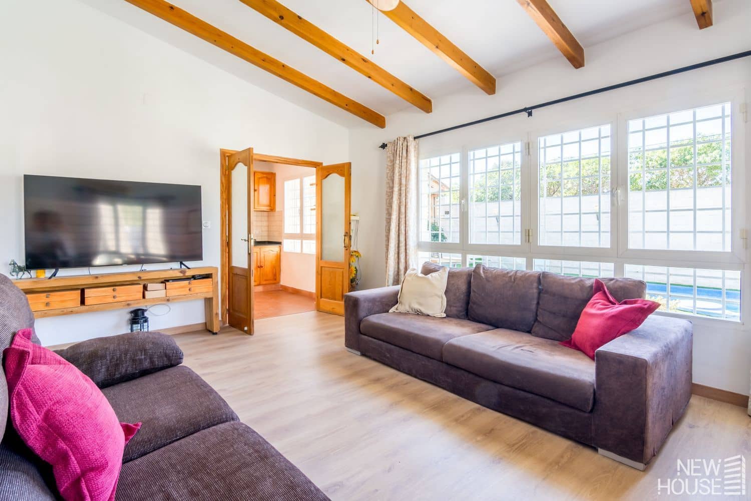 4 bedroom Villa for sale in Playa de Muchavista with pool garage - € 650,000 (Ref: 9838771)