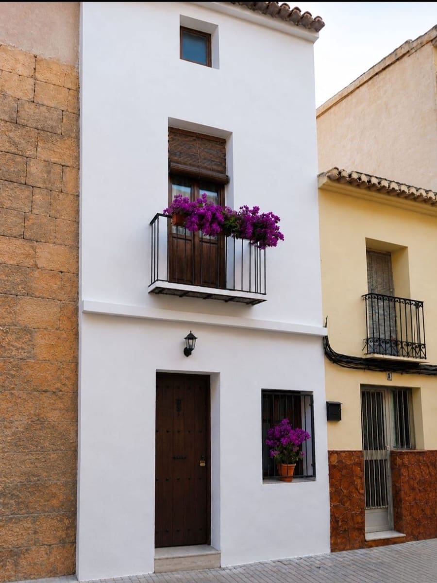 3 bedroom Villa for sale in Muchamiel / Mutxamel with pool garage - € 349,000 (Ref: 9838773)