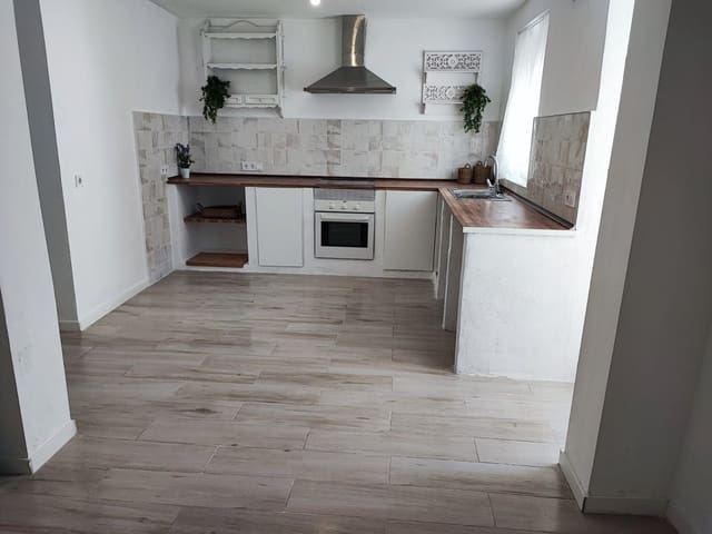 3 soverom Villa til salgs i Muchamiel / Mutxamel med svømmebasseng garasje - € 349 000 (Ref: 9838773)