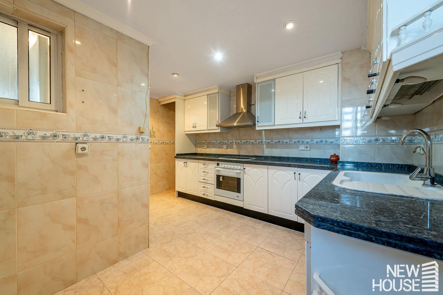 4 quarto Apartamento para venda em Alicante cidade com piscina garagem - 282 000 € (Ref: 9859090)