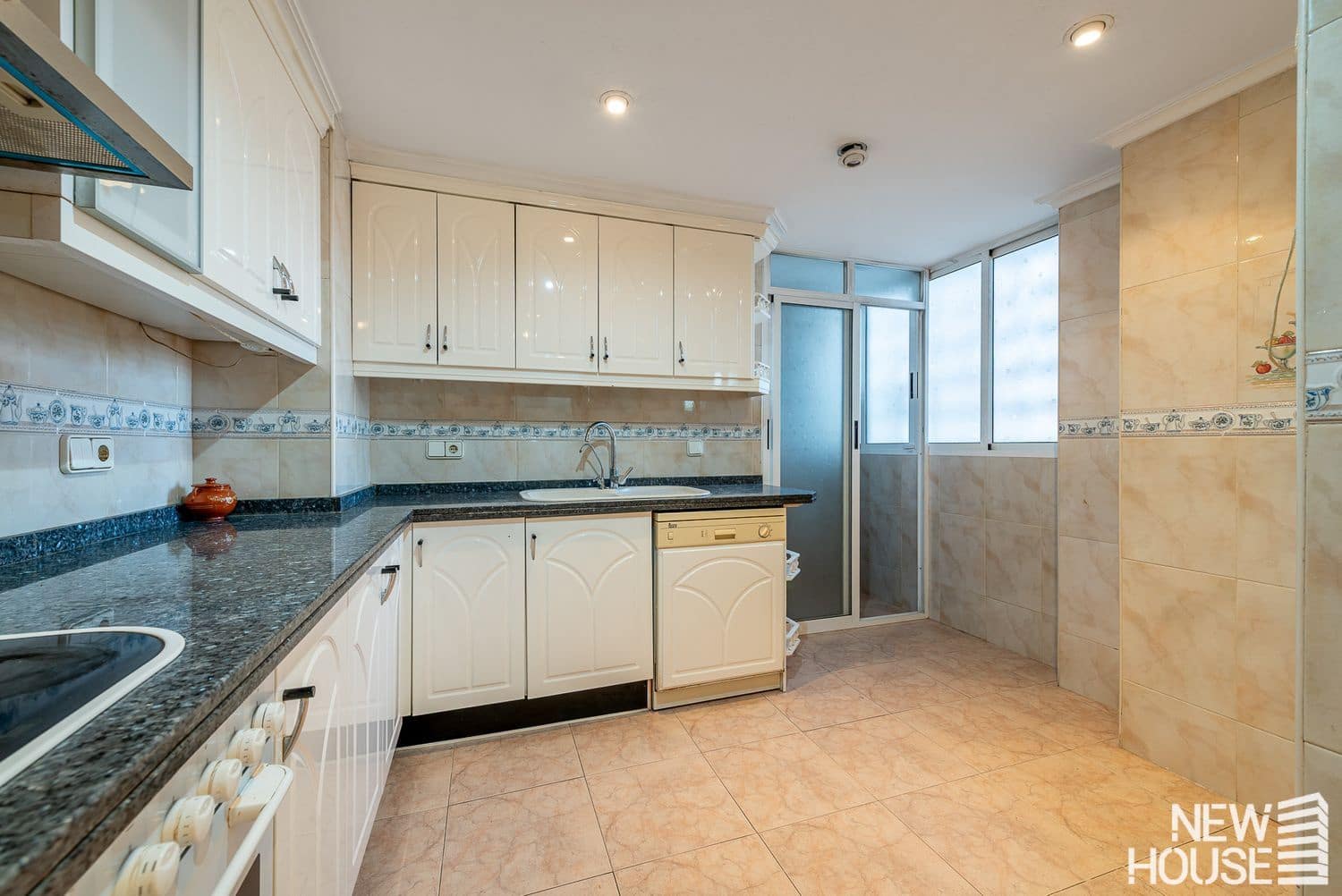 4 quarto Apartamento para venda em Alicante cidade com piscina garagem - 282 000 € (Ref: 9859090)