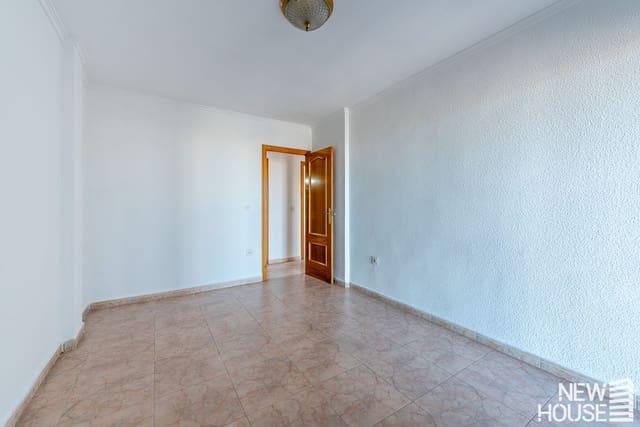 4 quarto Apartamento para venda em Florida Baja, Alicante cidade com piscina garagem - 282 000 € (Ref: 9859090)