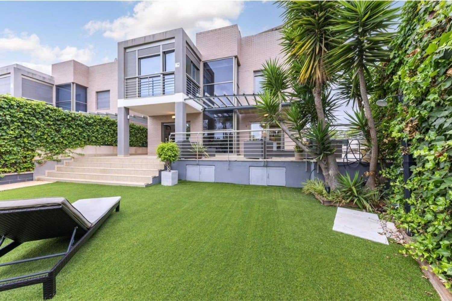 5 bedroom Villa for sale in Muchamiel / Mutxamel with pool garage - € 699,000 (Ref: 9859093)