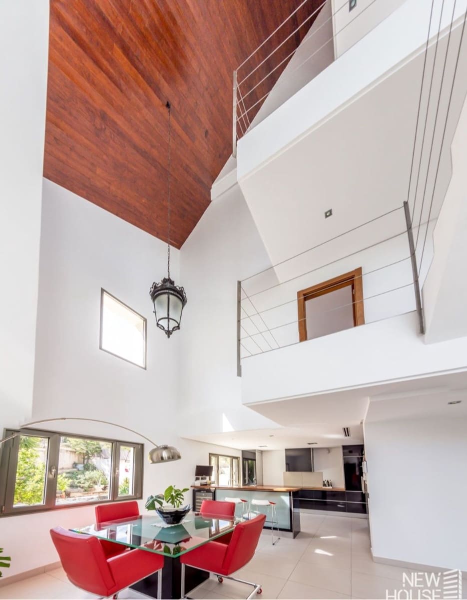 5 quarto Moradia para venda em Alicante cidade com piscina garagem - 1 350 000 € (Ref: 9859094)