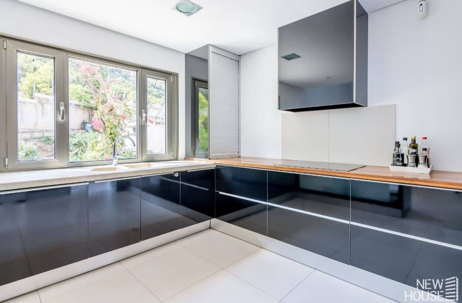 5 quarto Moradia para venda em Alicante cidade com piscina garagem - 1 350 000 € (Ref: 9859094)