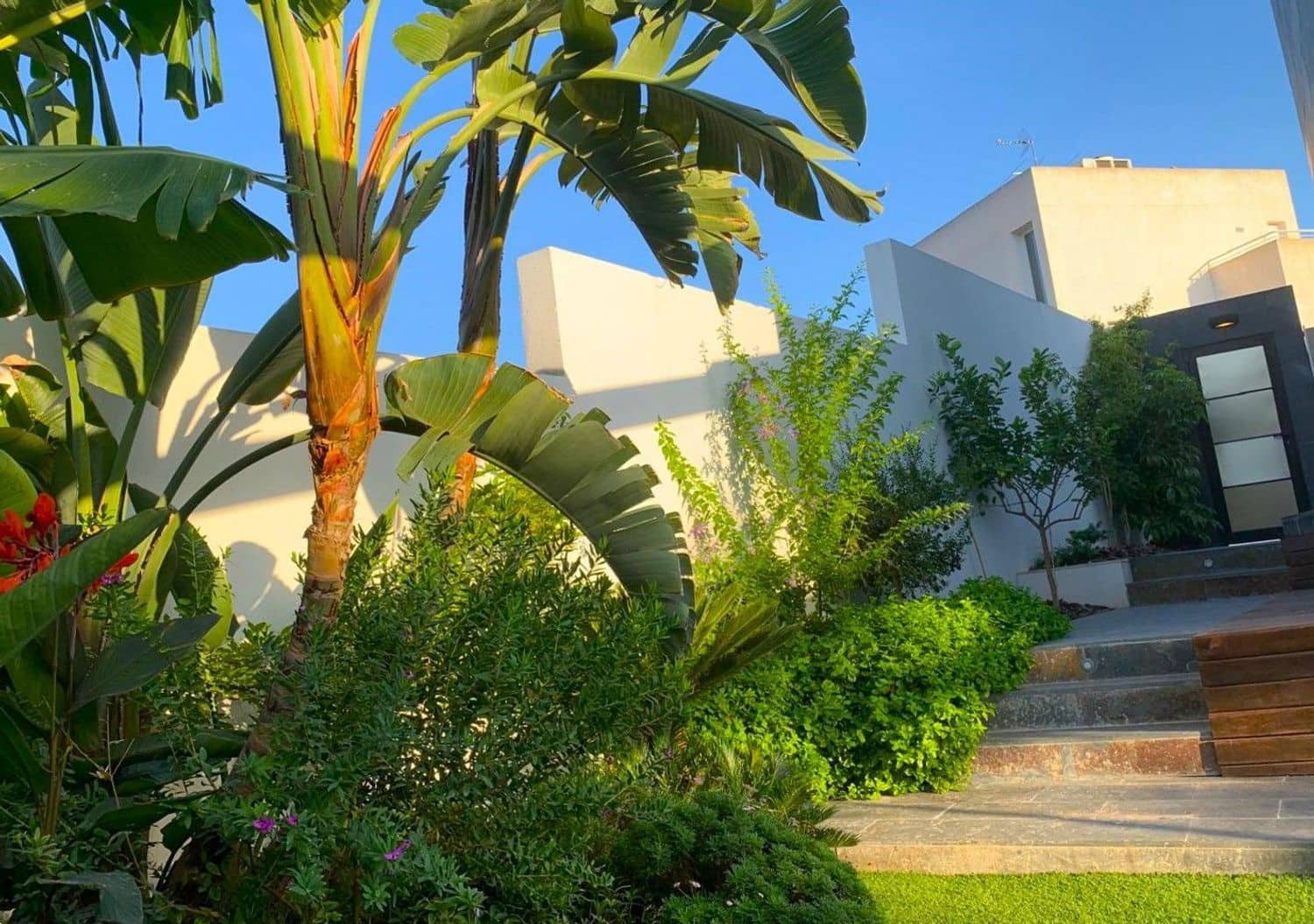 3 slaapkamer Villa te koop in Alicante stad met zwembad garage - € 1.260.000 (Ref: 9859095)
