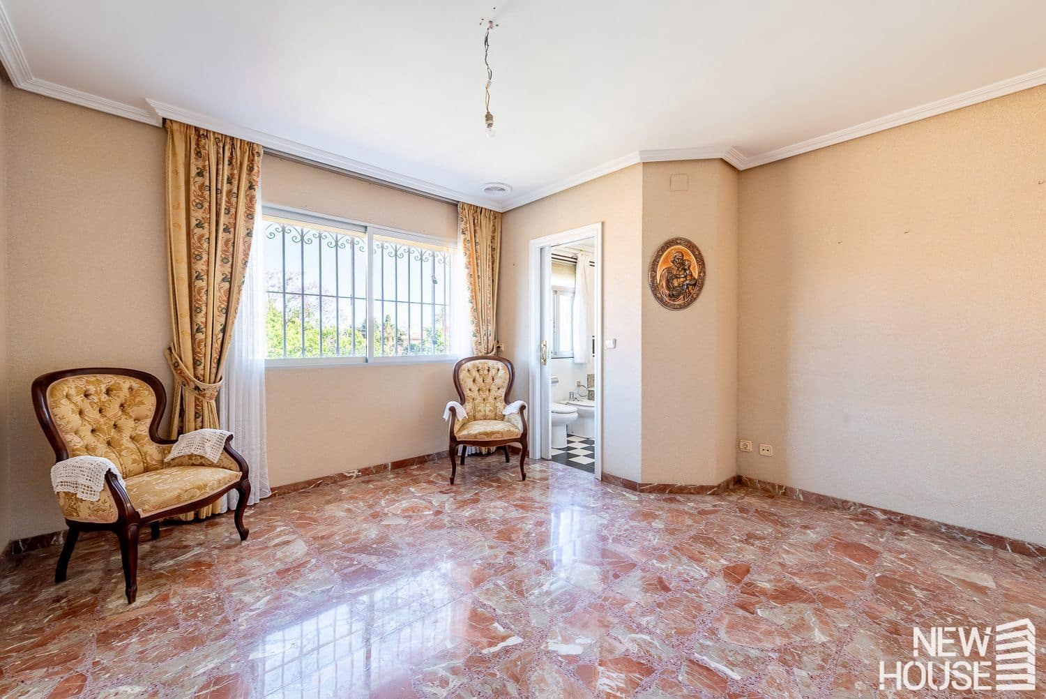 5 bedroom Townhouse for sale in San Juan de Alicante / Sant Joan d'Alacant with garage - € 650,000 (Ref: 9868116)