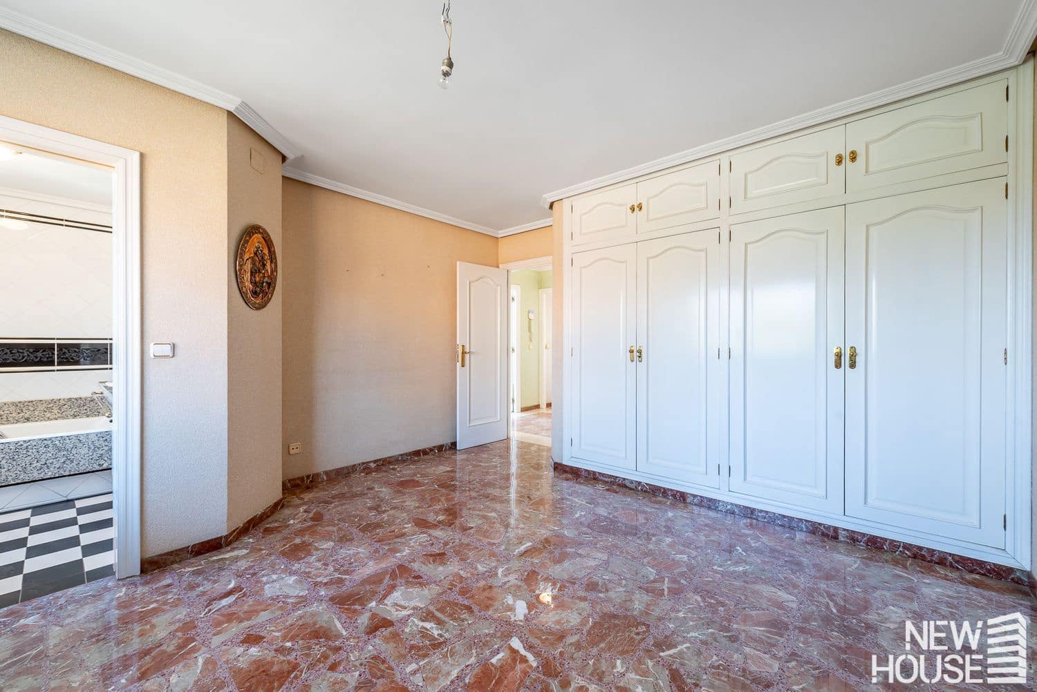 5 bedroom Townhouse for sale in San Juan de Alicante / Sant Joan d'Alacant with garage - € 650,000 (Ref: 9868116)