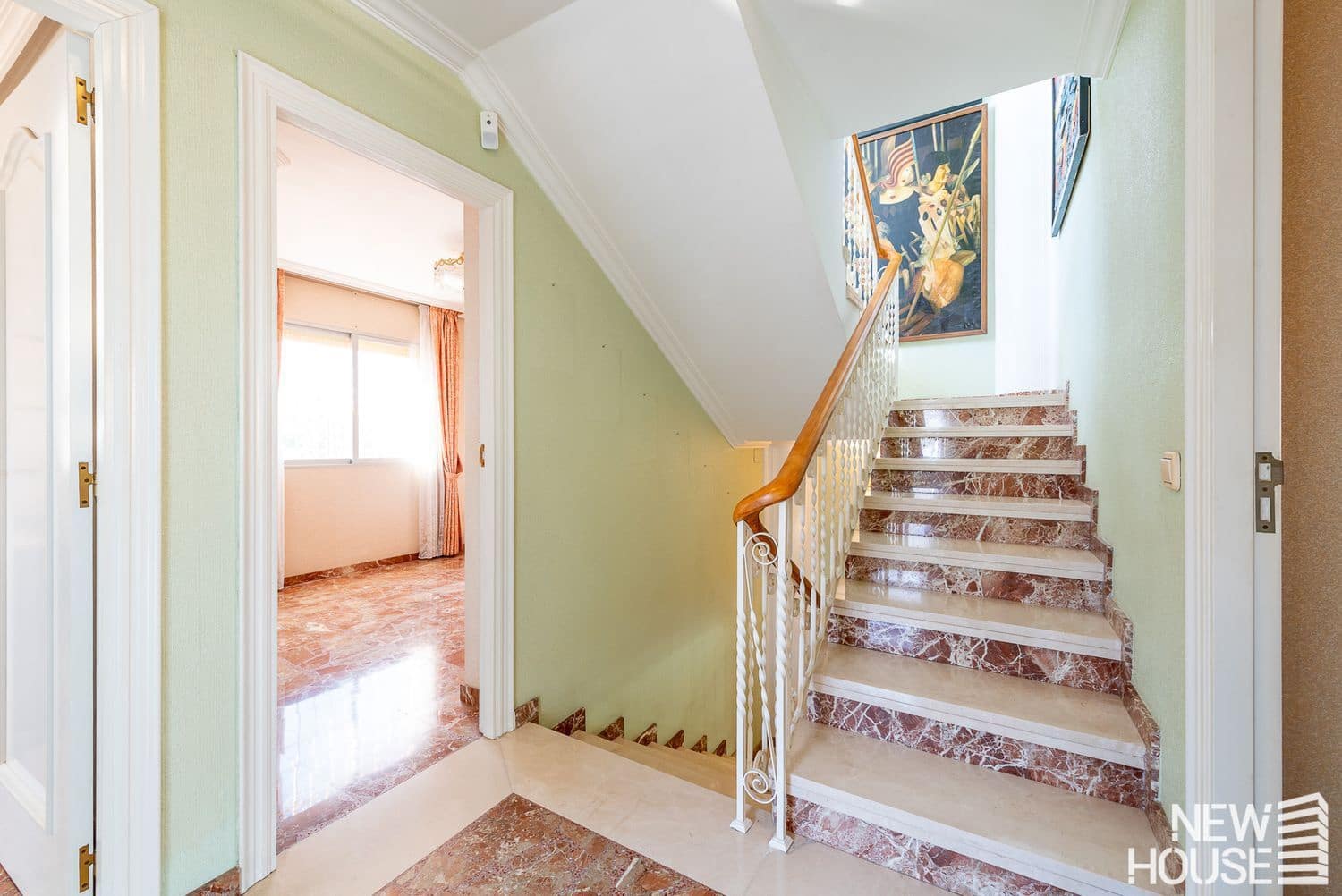 5 bedroom Townhouse for sale in San Juan de Alicante / Sant Joan d'Alacant with garage - € 650,000 (Ref: 9868116)