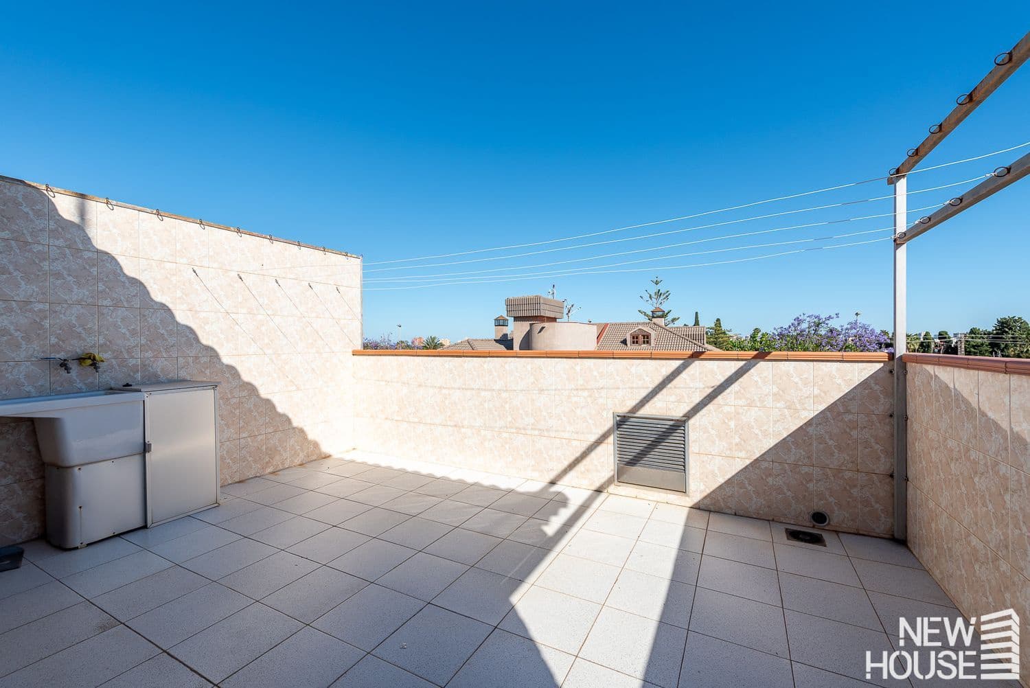 5 bedroom Townhouse for sale in San Juan de Alicante / Sant Joan d'Alacant with garage - € 650,000 (Ref: 9868116)