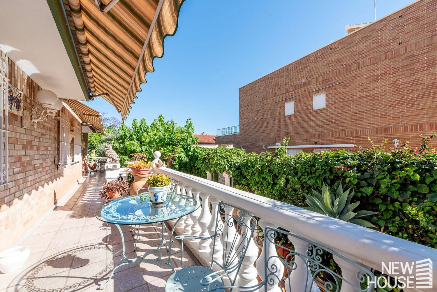 5 bedroom Townhouse for sale in San Juan de Alicante / Sant Joan d'Alacant with garage - € 650,000 (Ref: 9868116)